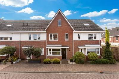 Woning Voorn 102 Hendrik-Ido-Ambacht