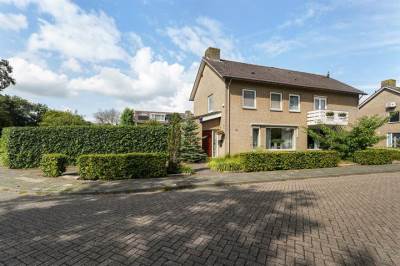 Woning Lijsterbesstraat 8 Nieuwkuijk