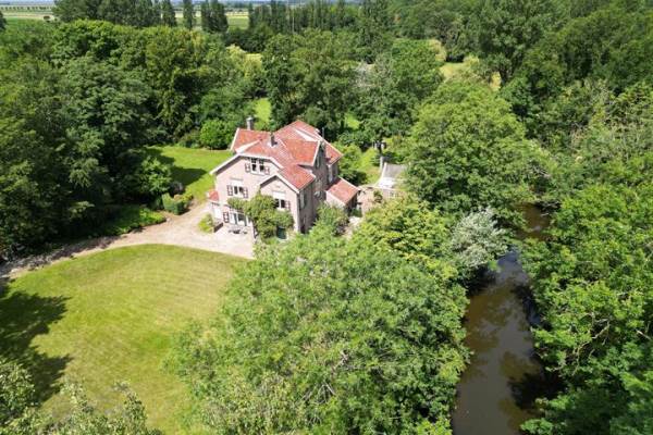 Woning Donkereweg 88 Noordgouwe