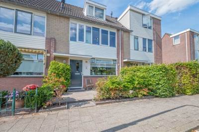 Woning Anna van Renesselaan 44 Uitgeest