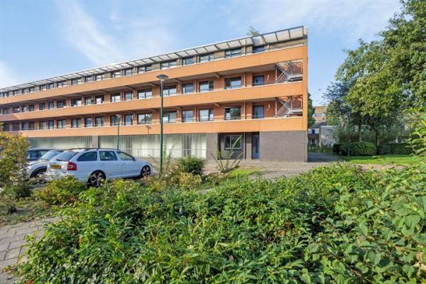 Woning Bloemstede 224- 1 Maarssen