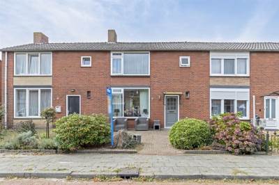 Woning Graaf Adolfstraat 21 Oude Pekela