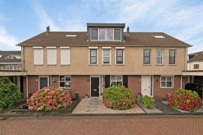 Woning Emmastraat 44 Heinenoord