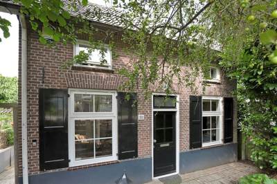 Woning Waalbandijk 303 Haaften
