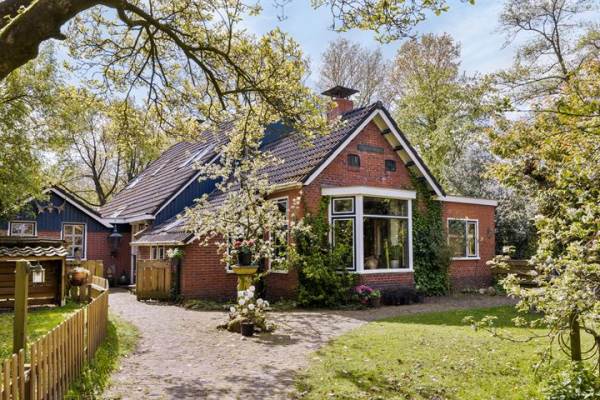 Woning Hullenweg 18 Roden