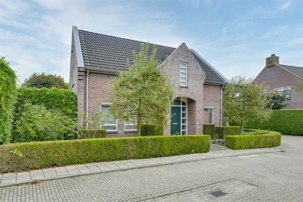 Woning Bosmeer 2 Houten