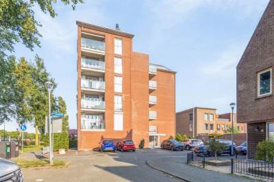 Woning Ariannalaan 16 Nieuw-Vennep