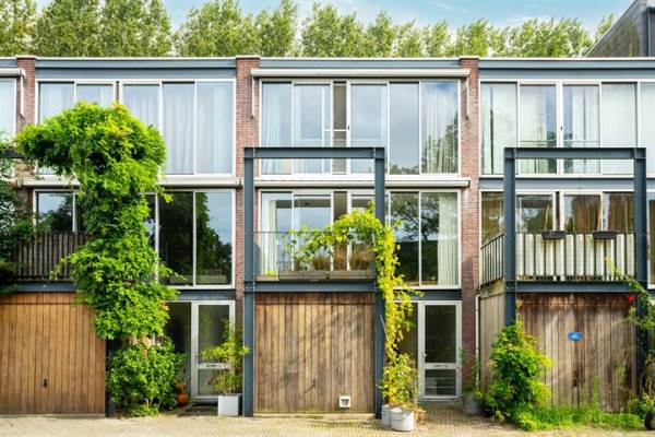 Woning Hof van Versailles 41 Amsterdam