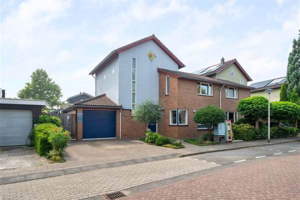 Woning van Ruysdaellaan 62 Bergschenhoek