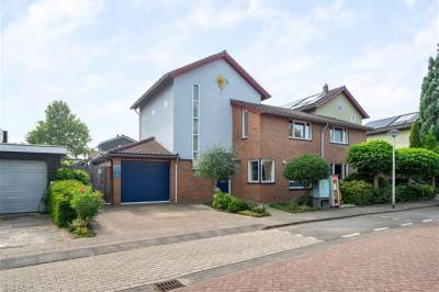 Woning van Ruysdaellaan 62 Bergschenhoek