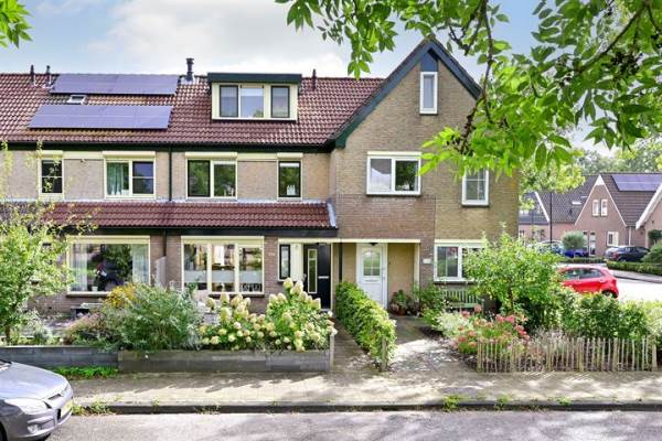 Woning Loopveltweg 118 Vinkeveen