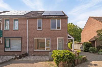 Woning Ganzenhorst 14 Grave