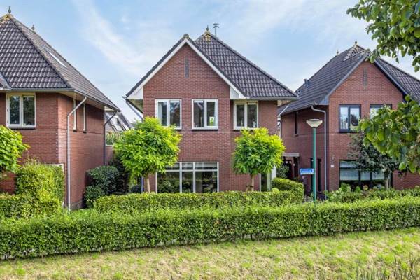 Woning Lelietuin 37 Houten