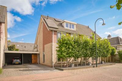 Woning Vroonhoeve 49 Wijk en Aalburg