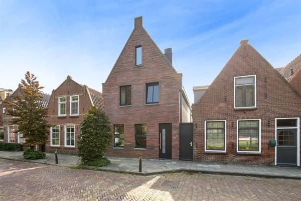 Woning Burgemeester Versteeghsingel 15 Edam
