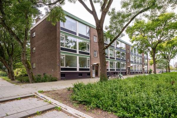 Woning Van Wijngaardenlaan 4 Rotterdam