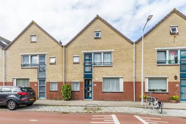 Woning Laakweg 220 Den Haag