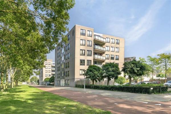 Woning Simone de Beauvoirstraat 46 Amsterdam