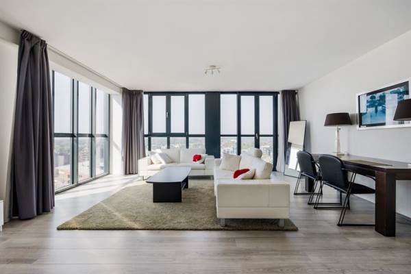 Woning Raadhuisplein 182 Hoofddorp