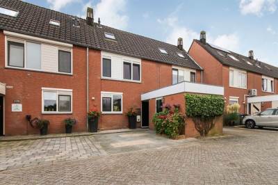 Woning Simon Vestdijk-erf 135 Dordrecht