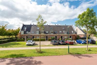 Woning Lazuursteen 8 Houten