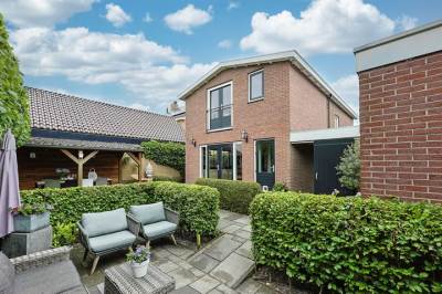 Woning Middenweg 8 Limmen