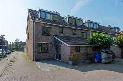 Woning Barnevelderstraat 9 Amsterdam