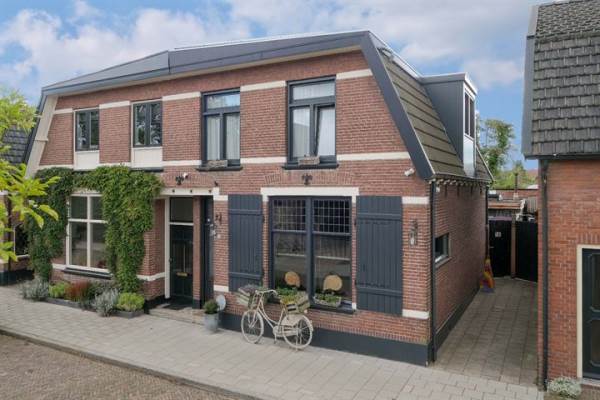 Woning Hazelaarweg 11 Hengelo (OV)