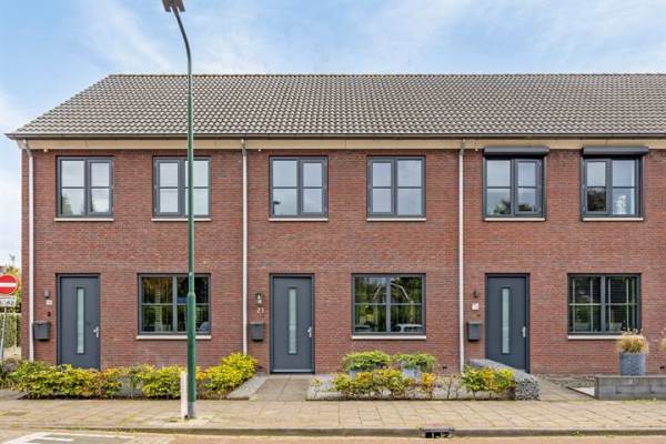 Woning Pastoor van der Meijdenstraat 21 Oisterwijk