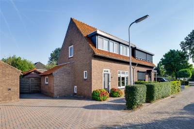Woning Buiteneinde 30 Strijen