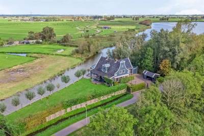 Woning Westdijk 1 Krommenie