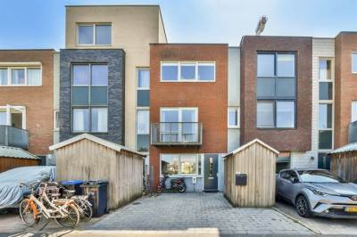 Woning De Oeverlanden 160 Purmerend