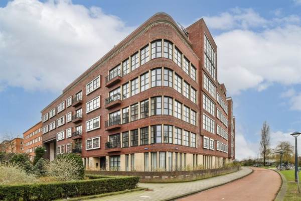 Woning Rheastraat 4 Amsterdam