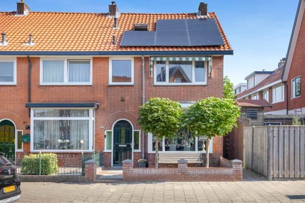 Woning Vareniusstraat 23 IJmuiden