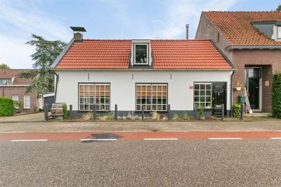 Woning Molendijk 45 Stad aan 't Haringvliet