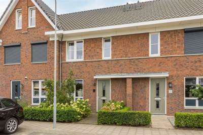 Woning Burgemeester mr W C Tackstraat 12 Kesteren