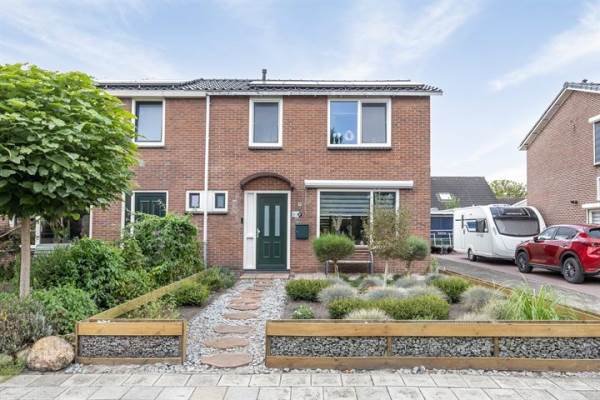 Woning Jan Bakkerstraat 8 Muntendam