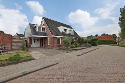 Woning Sponturf 5 Heerenveen