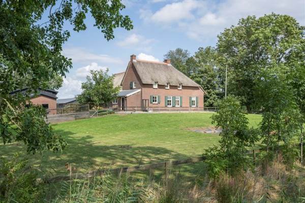 Woning Graaf Reinaldweg 1 Vuren