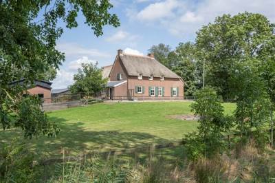 Woning Graaf Reinaldweg 1 Vuren