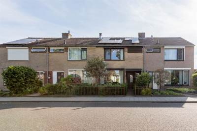Woning Lijsterbesstraat 27 Steenbergen (NB)