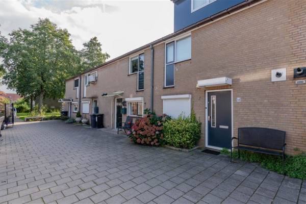 Woning Anne Kooistrahof 46 Amsterdam