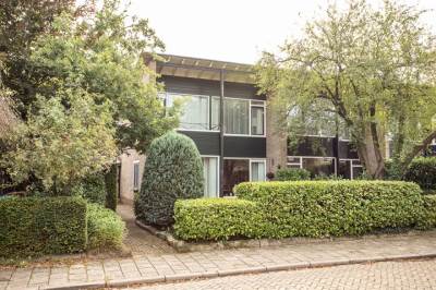 Woning Deken van der Waardenlaan 25 Almelo