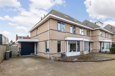 Woning Andriëtte Peereboom 4 Giessen