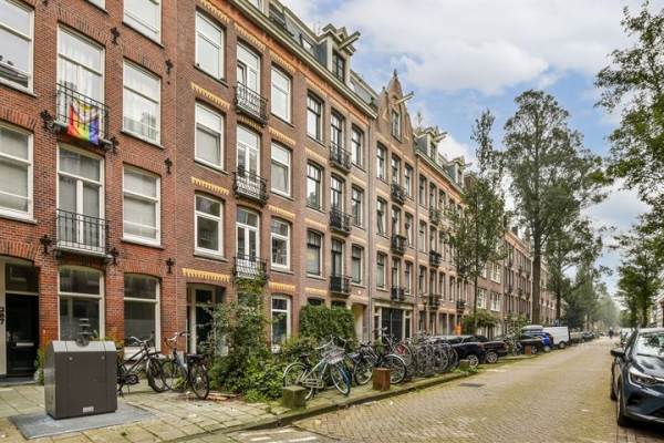 Woning Vrolikstraat 289- 1 Amsterdam