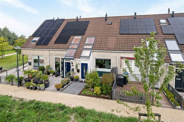 Woning Tinnengieterhof 14 Schiedam