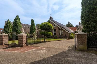 Woning Ossedijk 1 Vriescheloo