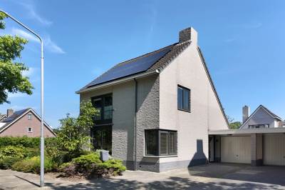 Woning Kamillestraat 23 Zevenbergen