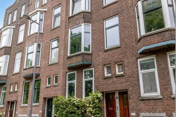 Woning Essenburgsingel 107-B 01 Rotterdam