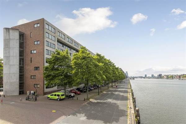 Woning Veemkade 1142 Amsterdam